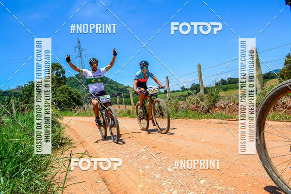 Buy your photos of the eventOURO BIKER on Fotop