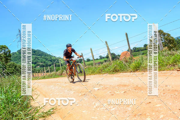 Buy your photos of the eventOURO BIKER on Fotop
