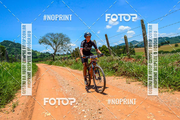 Buy your photos of the eventOURO BIKER on Fotop
