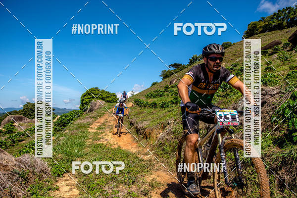 Buy your photos of the eventOURO BIKER on Fotop