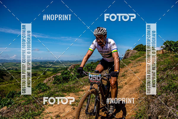 Buy your photos of the eventOURO BIKER on Fotop