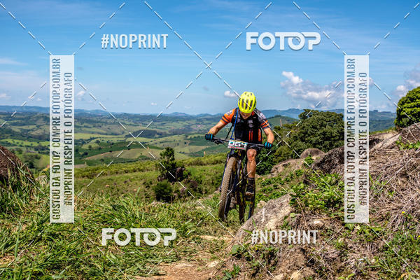 Buy your photos of the eventOURO BIKER on Fotop