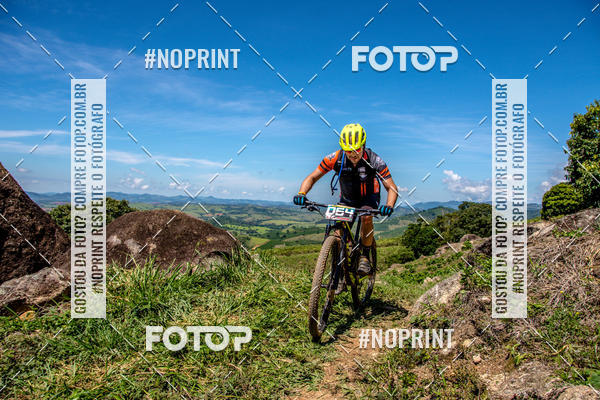 Buy your photos of the eventOURO BIKER on Fotop