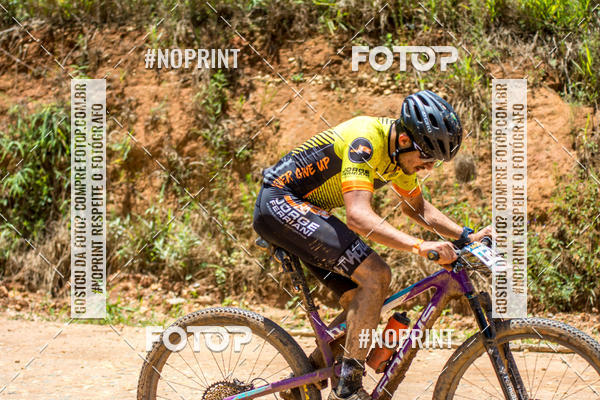 Buy your photos of the eventOURO BIKER on Fotop