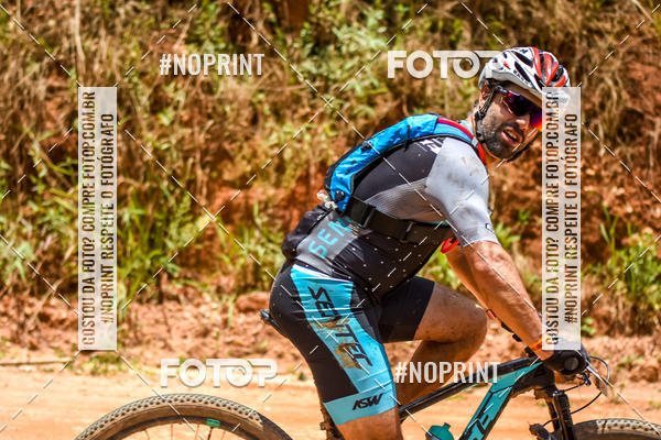 Buy your photos of the eventOURO BIKER on Fotop