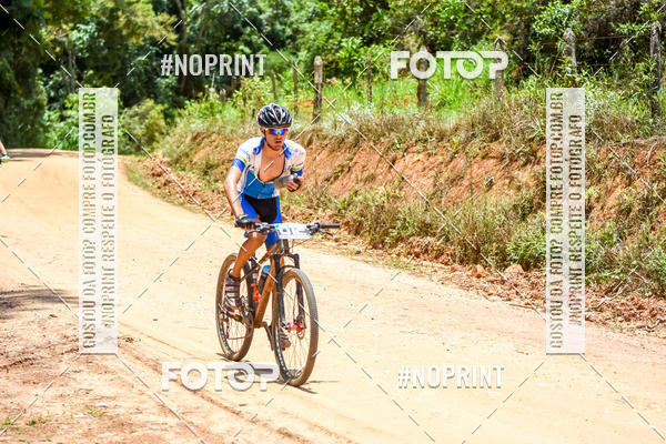 Buy your photos of the eventOURO BIKER on Fotop