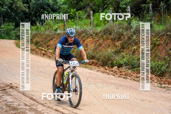 Buy your photos of the eventOURO BIKER on Fotop