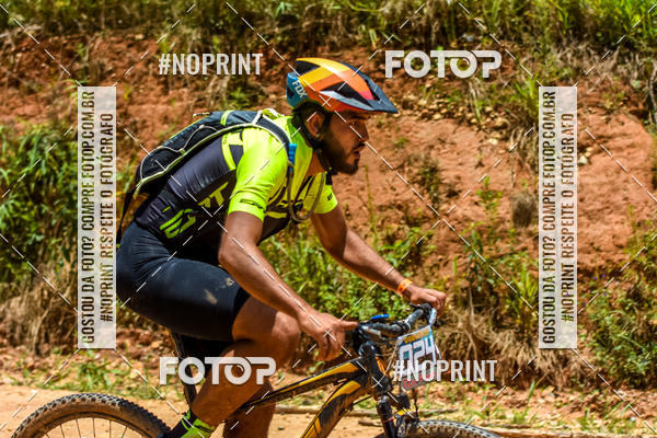 Buy your photos of the eventOURO BIKER on Fotop