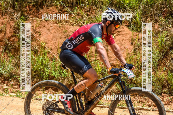 Buy your photos of the eventOURO BIKER on Fotop