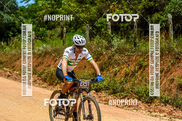 Buy your photos of the eventOURO BIKER on Fotop