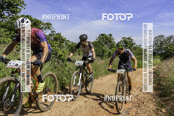 Buy your photos of the eventOURO BIKER on Fotop