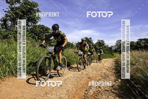 Buy your photos of the eventOURO BIKER on Fotop