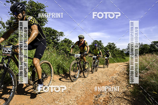 Buy your photos of the eventOURO BIKER on Fotop