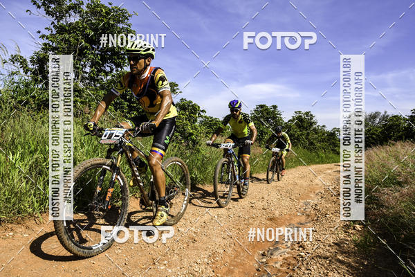 Buy your photos of the eventOURO BIKER on Fotop
