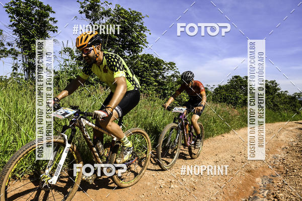 Buy your photos of the eventOURO BIKER on Fotop