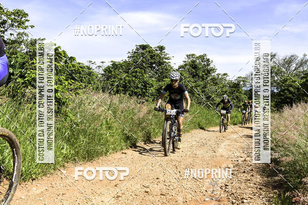 Buy your photos of the eventOURO BIKER on Fotop