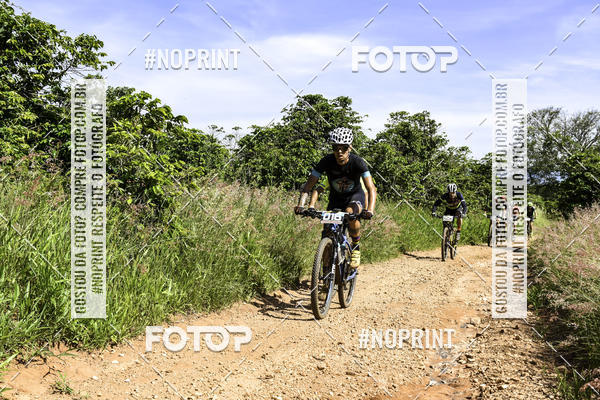 Buy your photos of the eventOURO BIKER on Fotop
