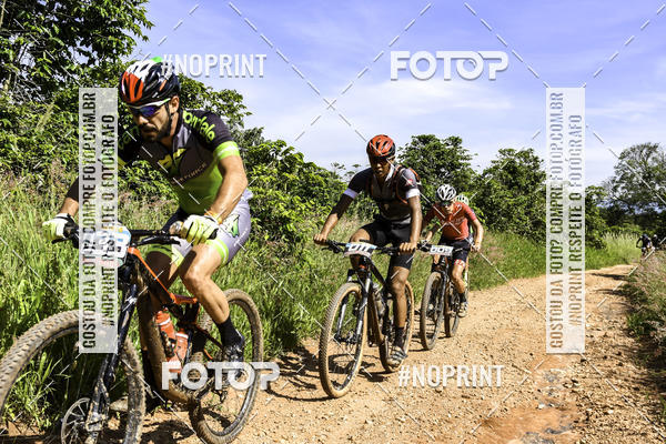 Buy your photos of the eventOURO BIKER on Fotop