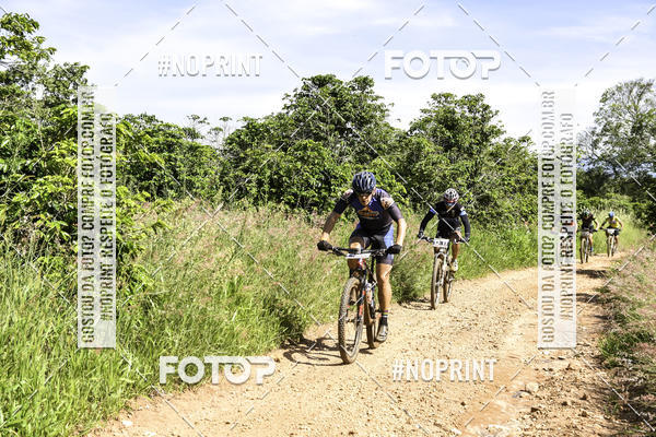 Buy your photos of the eventOURO BIKER on Fotop