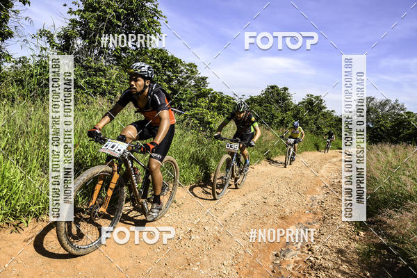 Buy your photos of the eventOURO BIKER on Fotop