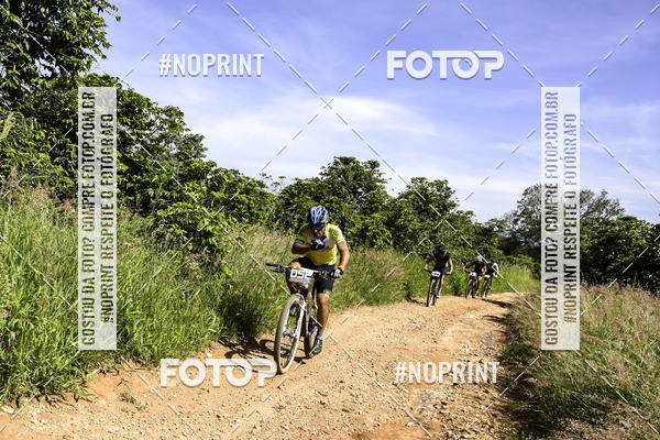 Buy your photos of the eventOURO BIKER on Fotop