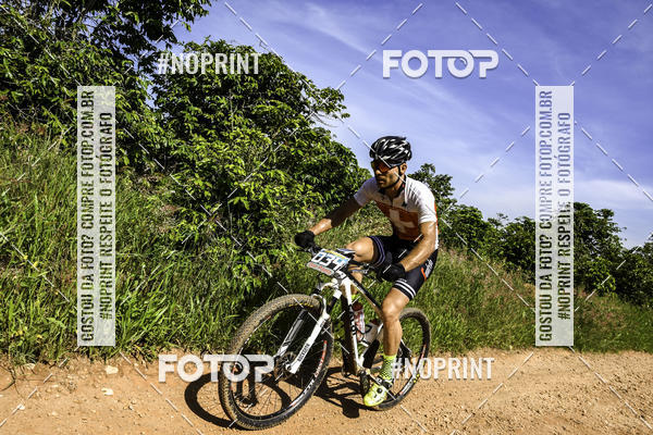 Buy your photos of the eventOURO BIKER on Fotop