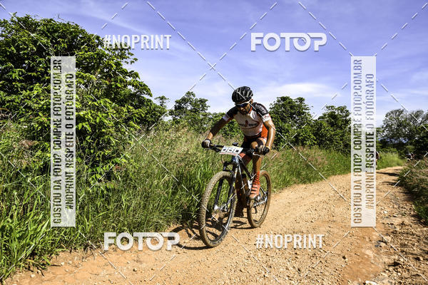 Buy your photos of the eventOURO BIKER on Fotop