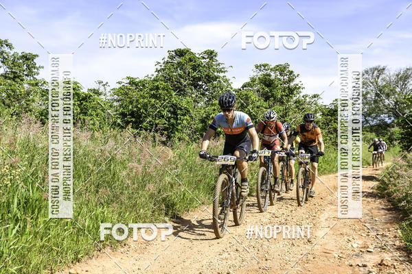 Buy your photos of the eventOURO BIKER on Fotop