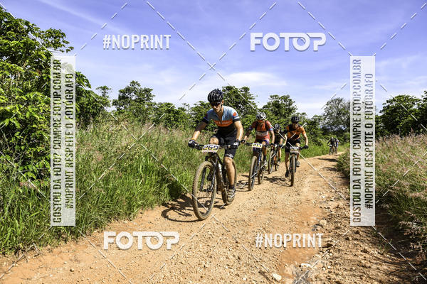 Buy your photos of the eventOURO BIKER on Fotop