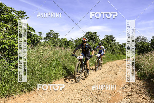 Buy your photos of the eventOURO BIKER on Fotop