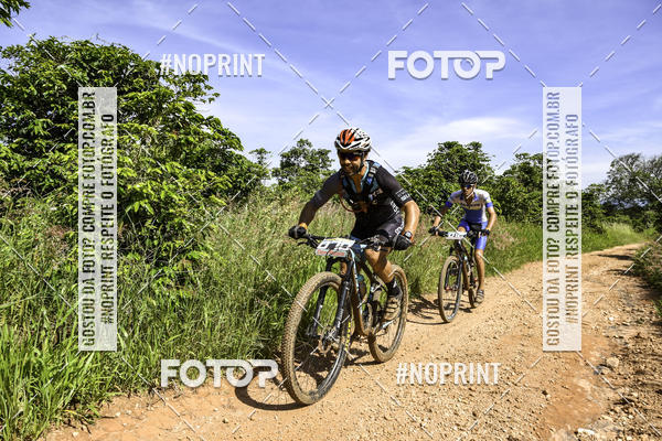 Buy your photos of the eventOURO BIKER on Fotop