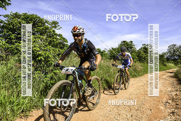 Buy your photos of the eventOURO BIKER on Fotop