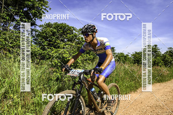 Buy your photos of the eventOURO BIKER on Fotop