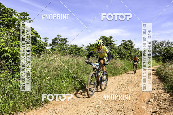 Buy your photos of the eventOURO BIKER on Fotop