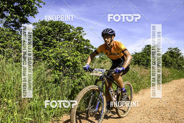 Buy your photos of the eventOURO BIKER on Fotop