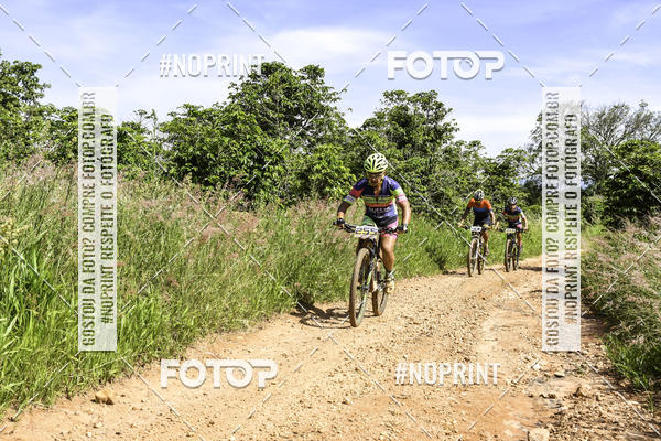 Buy your photos of the eventOURO BIKER on Fotop