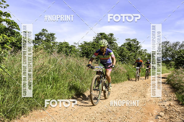 Buy your photos of the eventOURO BIKER on Fotop