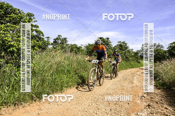 Buy your photos of the eventOURO BIKER on Fotop