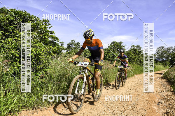 Buy your photos of the eventOURO BIKER on Fotop