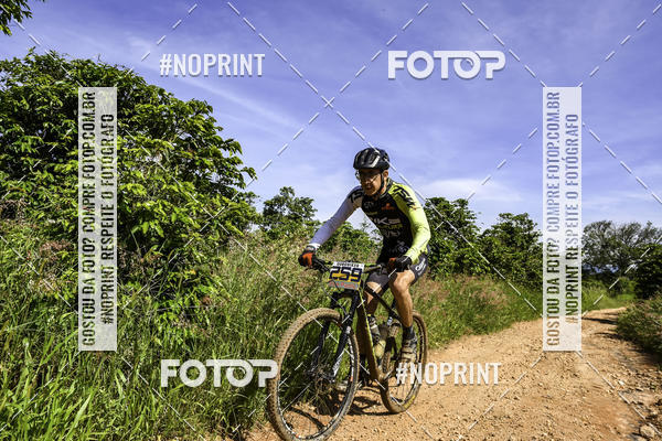 Buy your photos of the eventOURO BIKER on Fotop
