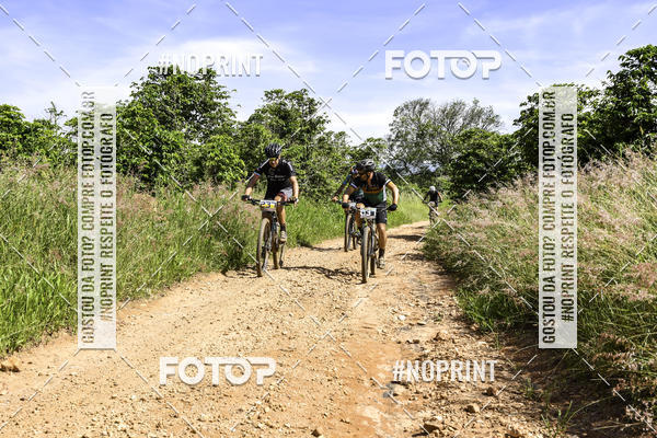 Buy your photos of the eventOURO BIKER on Fotop