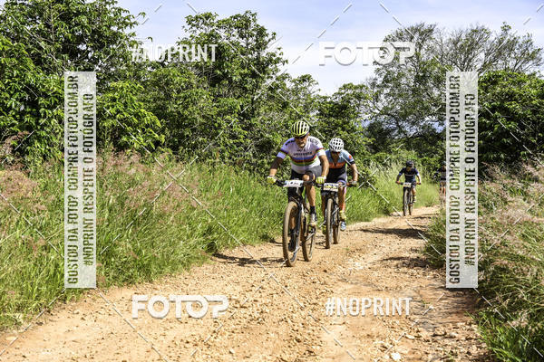 Buy your photos of the eventOURO BIKER on Fotop