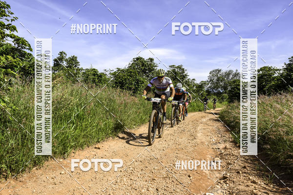 Buy your photos of the eventOURO BIKER on Fotop