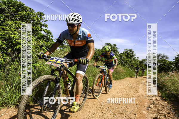Buy your photos of the eventOURO BIKER on Fotop
