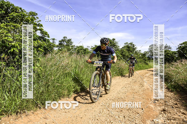Buy your photos of the eventOURO BIKER on Fotop
