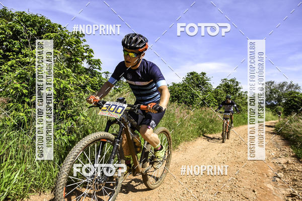 Buy your photos of the eventOURO BIKER on Fotop