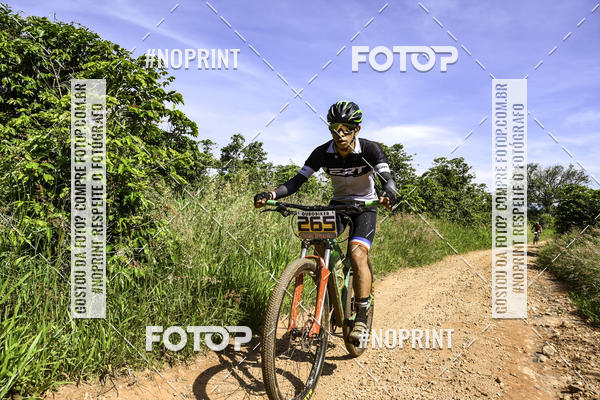 Buy your photos of the eventOURO BIKER on Fotop
