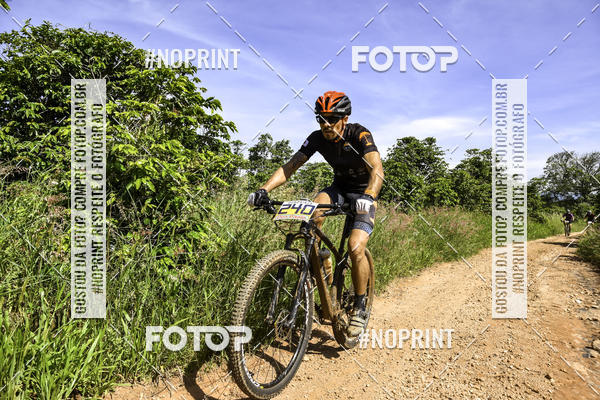 Buy your photos of the eventOURO BIKER on Fotop