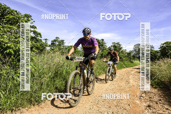 Buy your photos of the eventOURO BIKER on Fotop