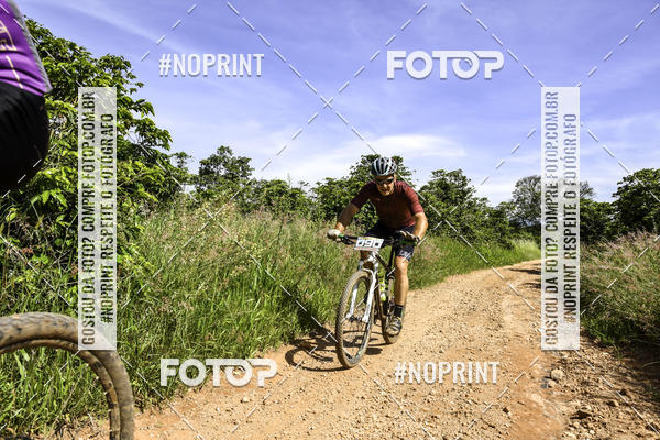 Buy your photos of the eventOURO BIKER on Fotop